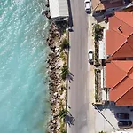Apostolos 5 Apartamento Pondi